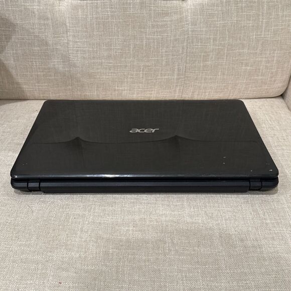 Acer Aspire E1-531 Intel 1000M 4GB 120GB SSD Laptop Linux Mint XFCE PC - Picture 12 of 15